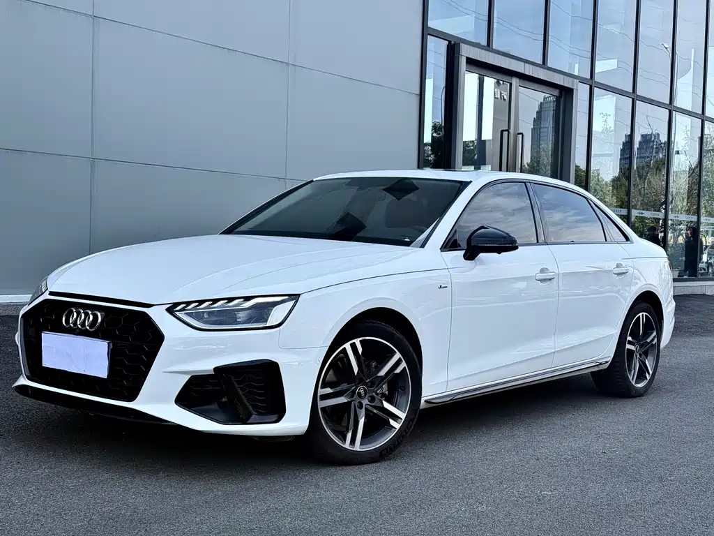 Купить Audi A4L