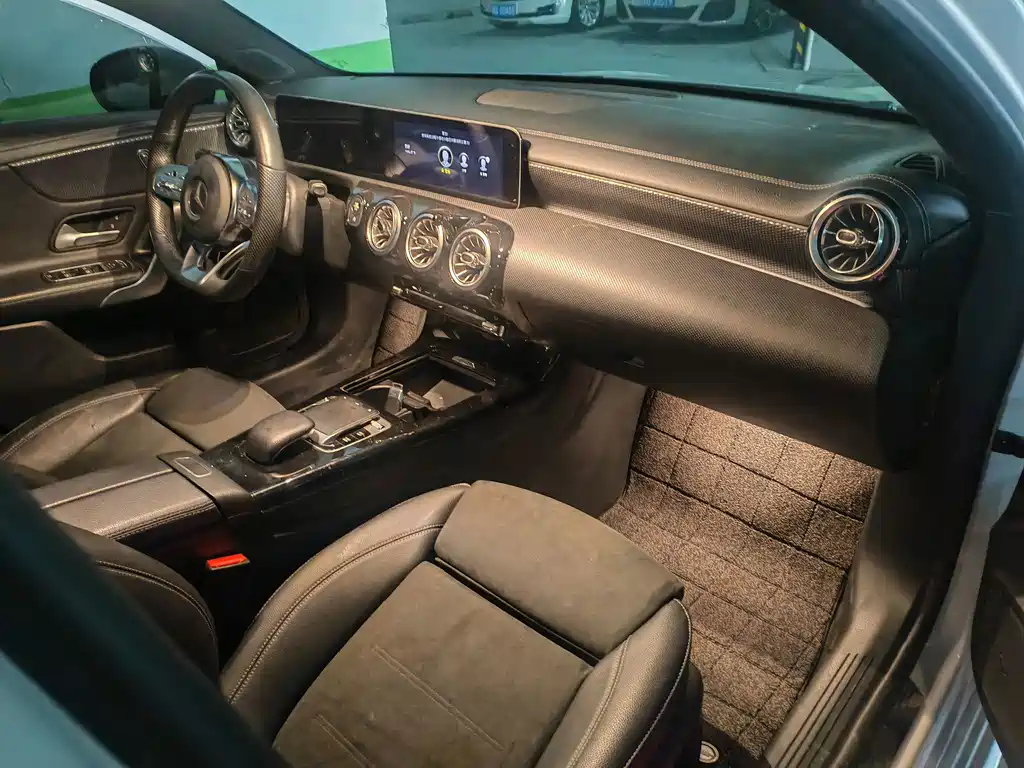 Mercedes-Benz A-Class — миниатюра 6