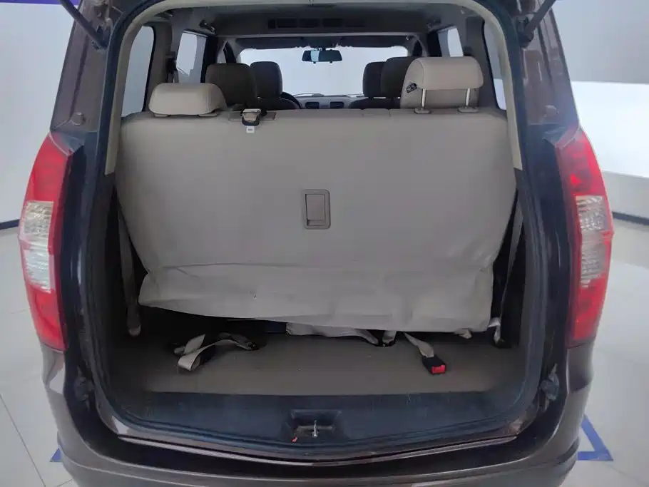 Wuling Hongguang — миниатюра 4