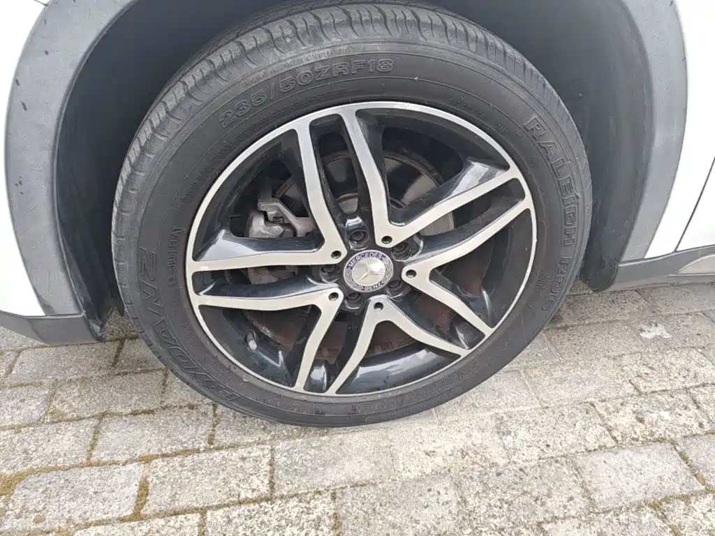 Mercedes-Benz GLA — миниатюра 23