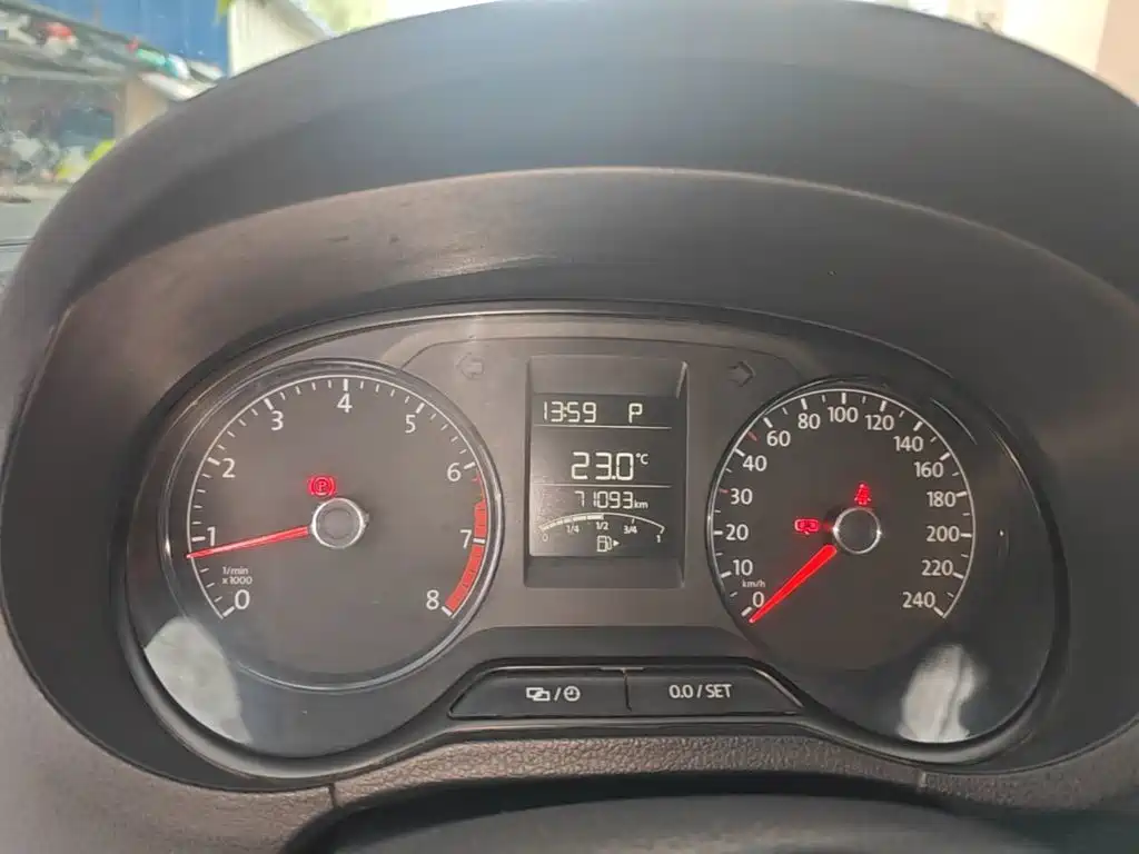 Volkswagen Polo — миниатюра 12