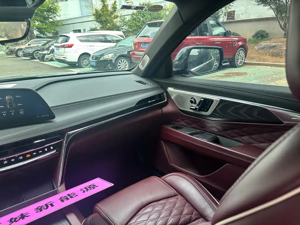 Cadillac CT6 — миниатюра 11