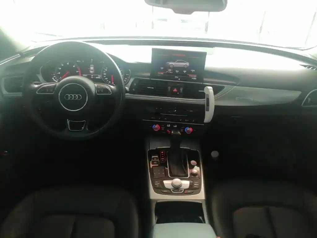 Audi A6L — миниатюра 10