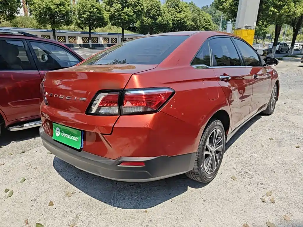 Venucia D60 — миниатюра 7