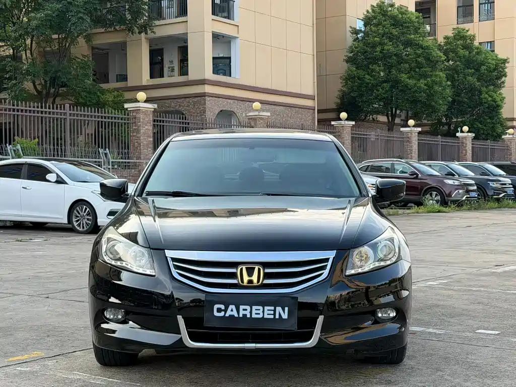 Honda Accord — миниатюра 2