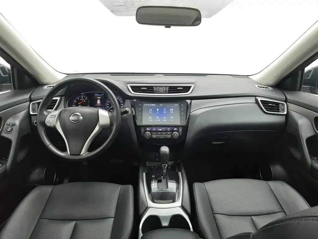 Nissan X-Trail — миниатюра 5