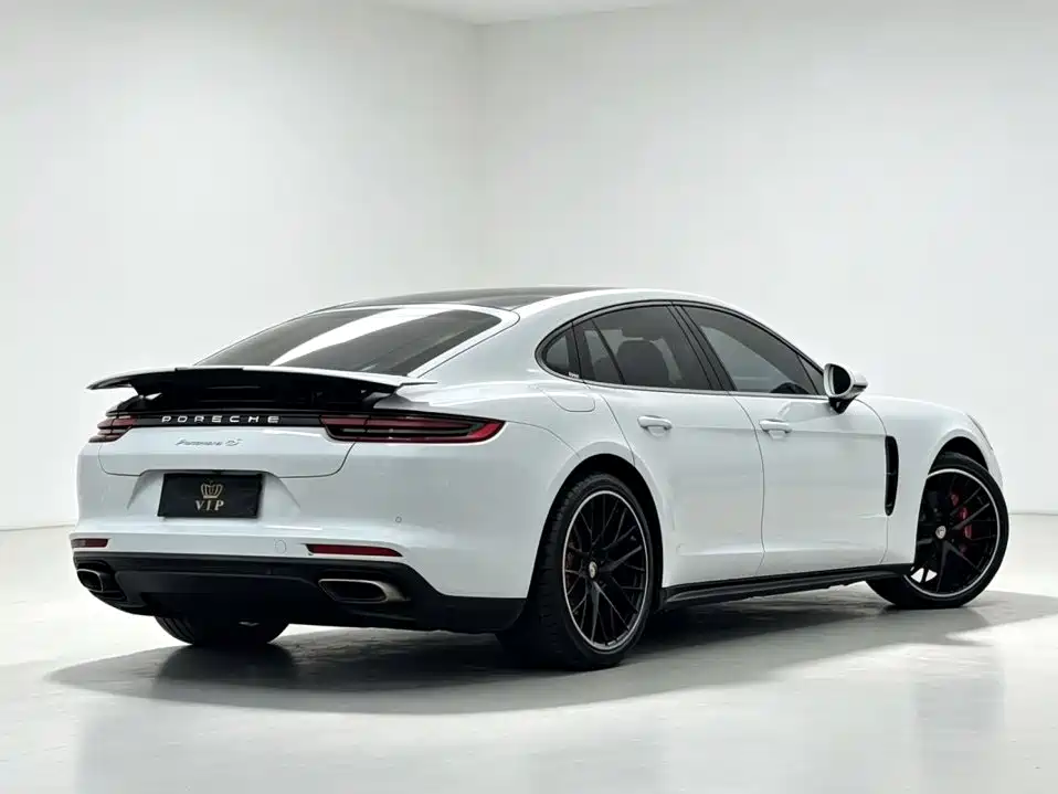 Porsche Panamera — миниатюра 7