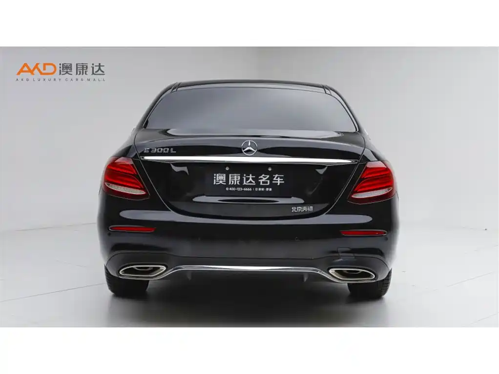 Mercedes-Benz E-Class — миниатюра 4