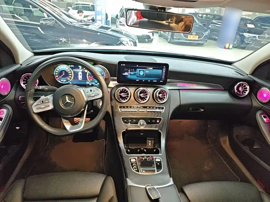 Mercedes-Benz C-Class — миниатюра 10