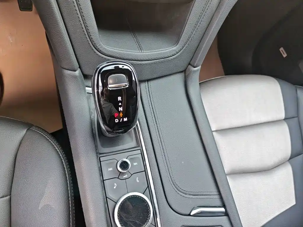 Cadillac XT5 — миниатюра 14