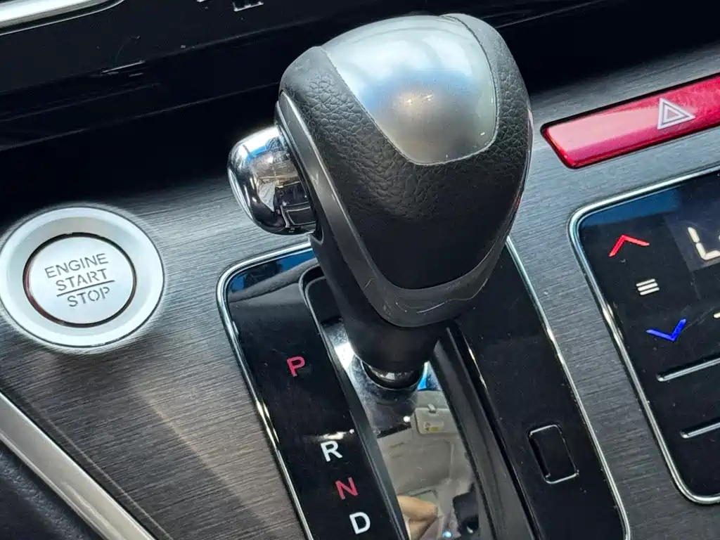 Honda Elysion — миниатюра 8