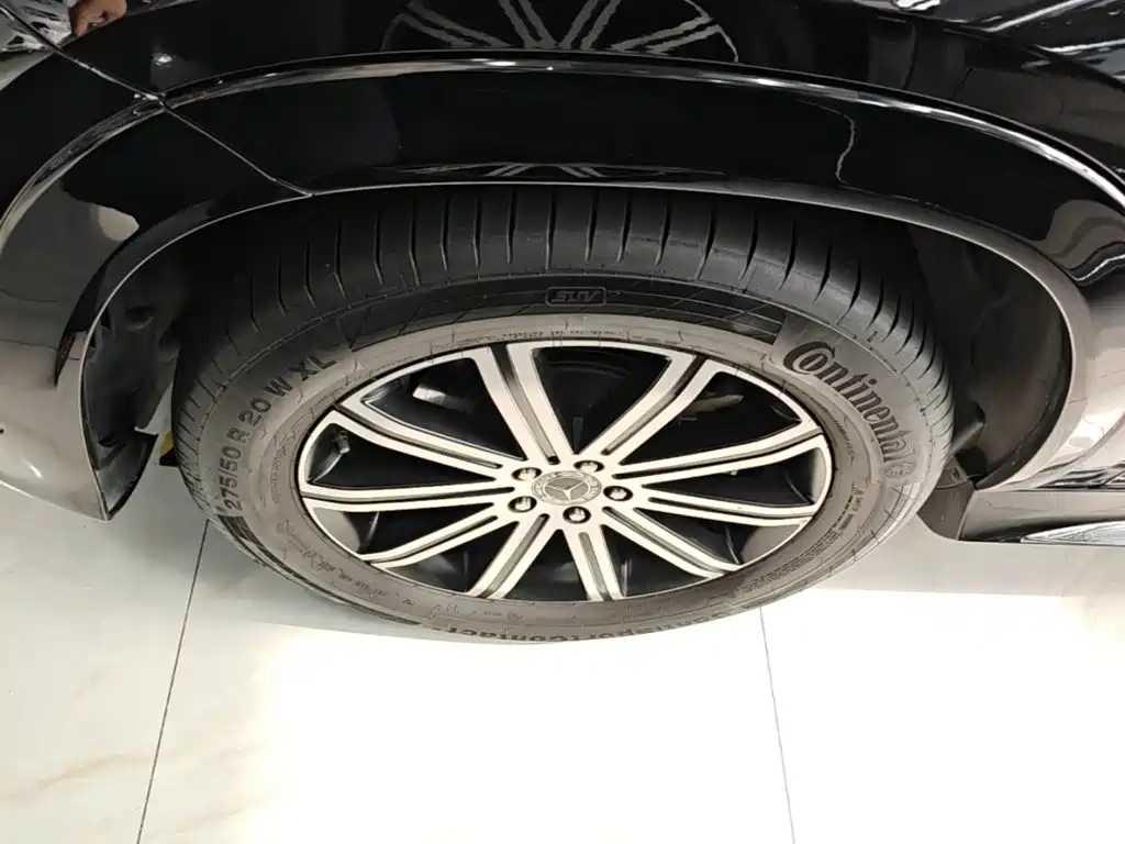 Mercedes-Benz GLE (Import) — миниатюра 23