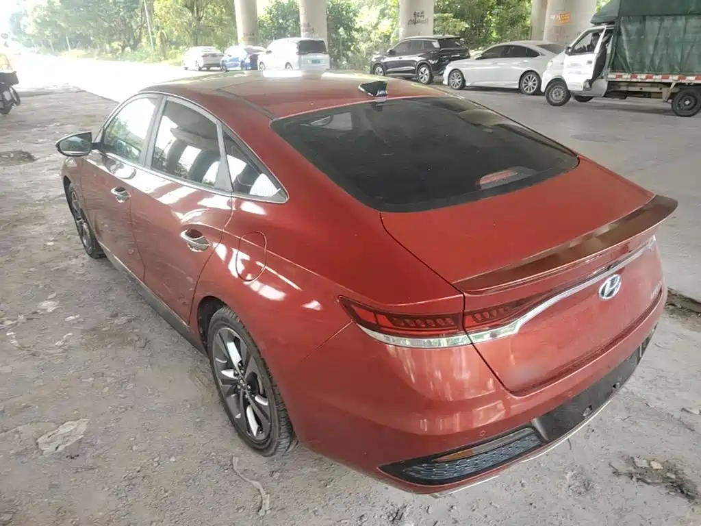Hyundai Fista — миниатюра 5