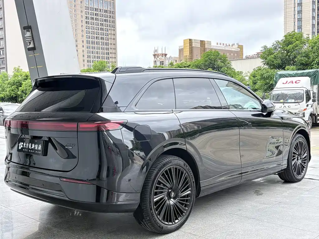 XPeng G9 — миниатюра 9