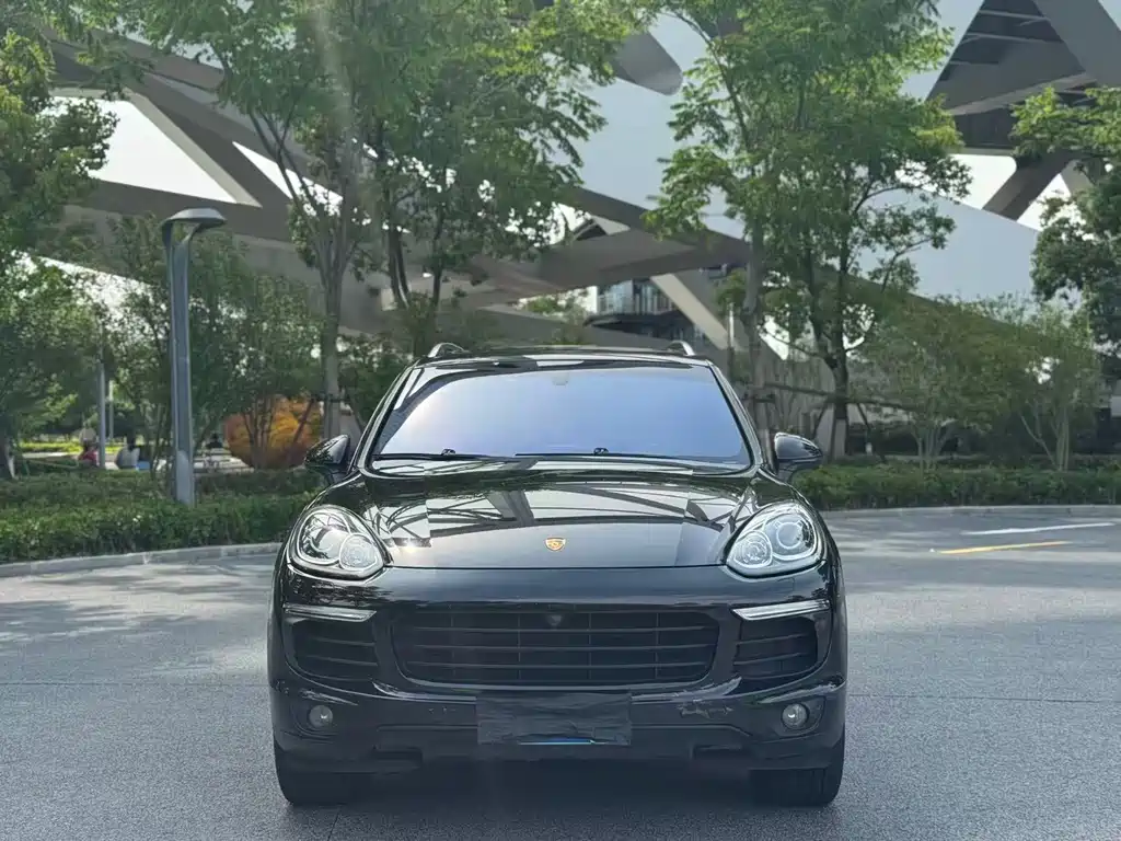 Porsche Cayenne Hybrid — миниатюра 2
