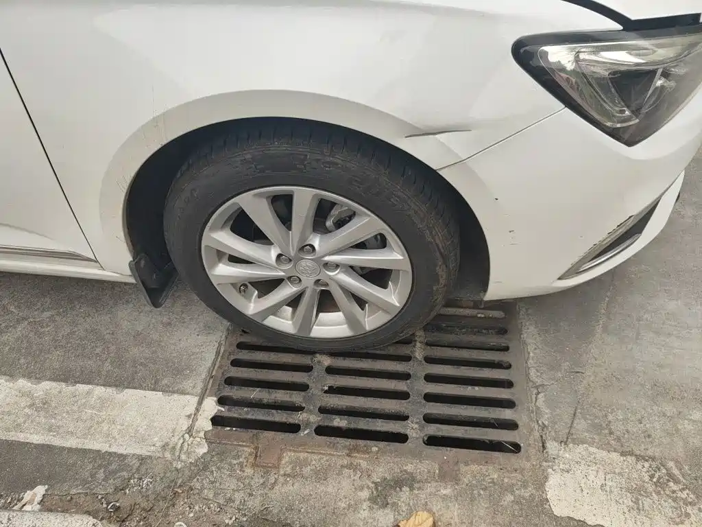 Buick Verano — миниатюра 8