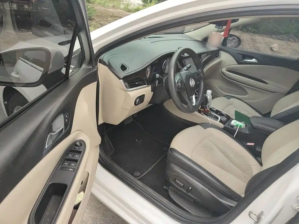 Buick Verano — миниатюра 17