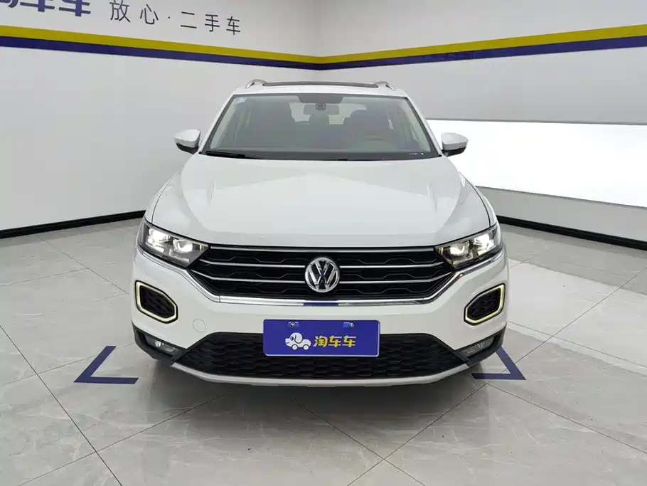 Volkswagen T-Roc — миниатюра 2