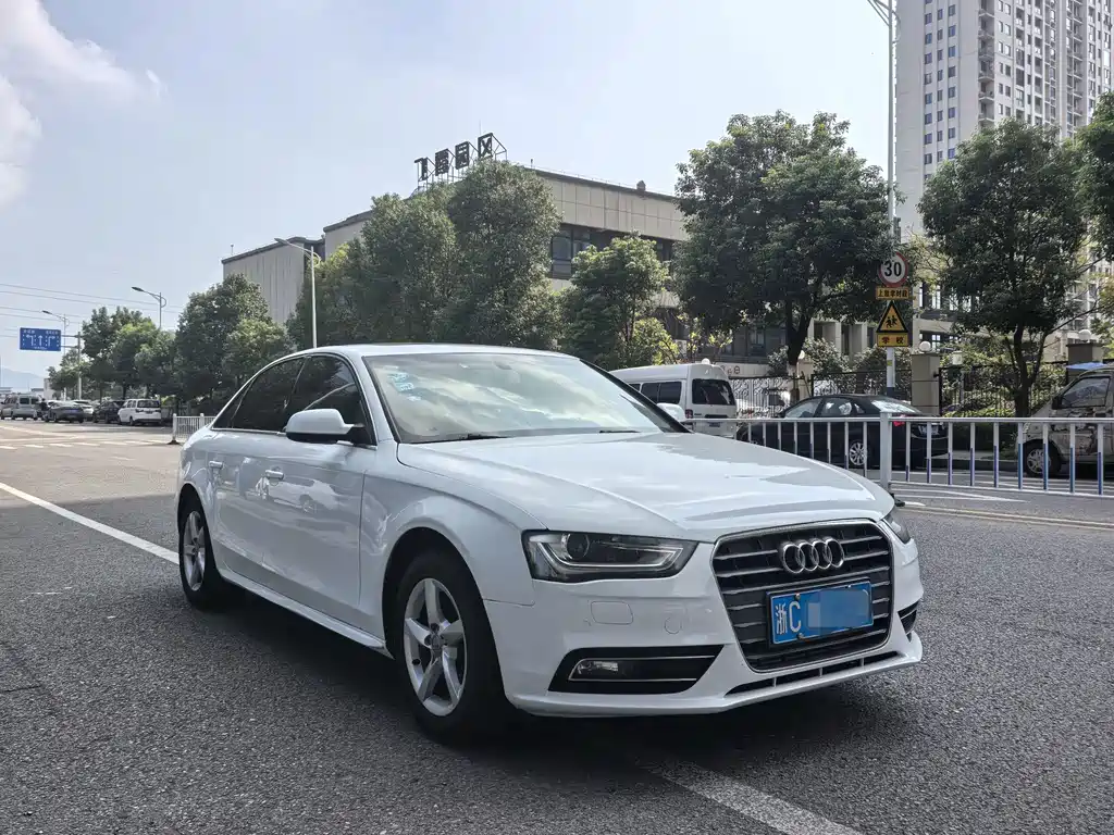 Audi A4L — миниатюра 3