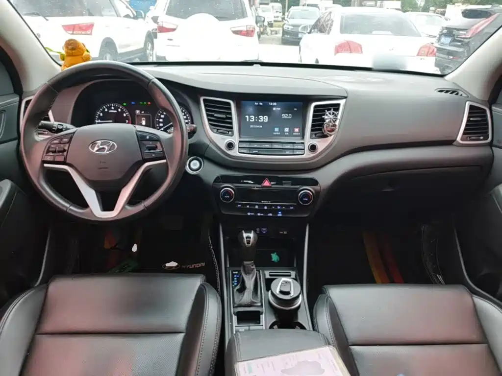 Hyundai Tucson — миниатюра 10