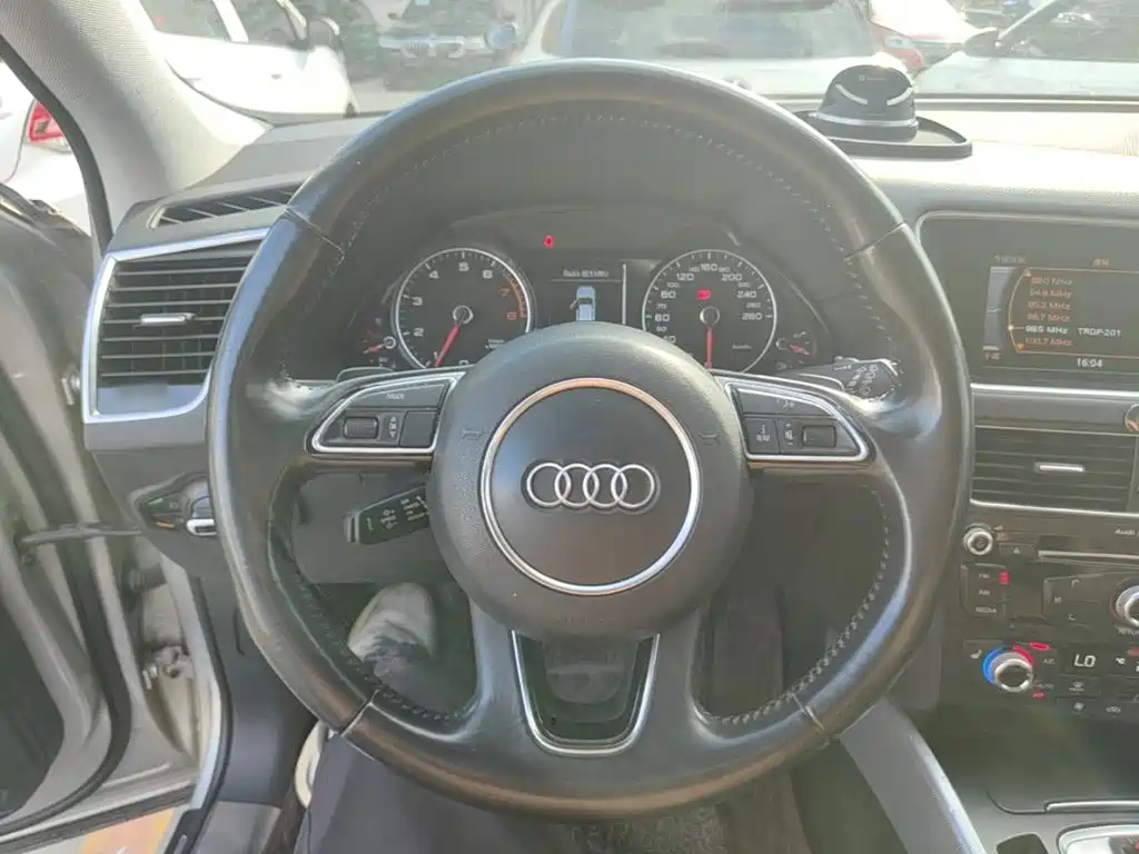 Audi Q5 — миниатюра 11