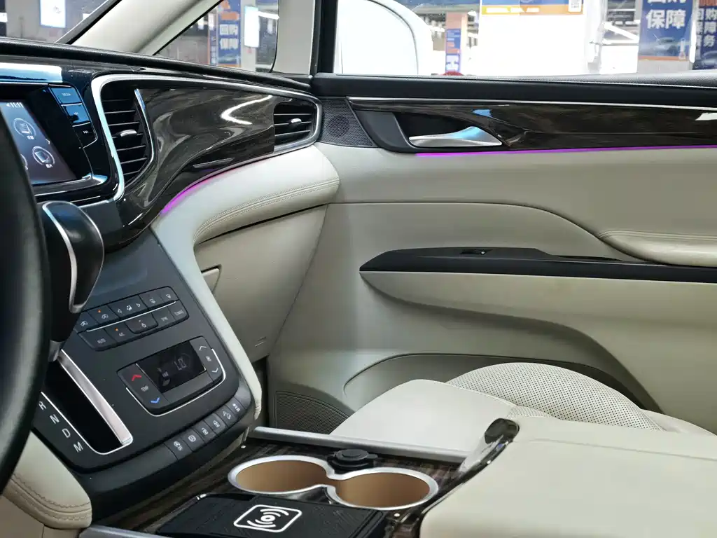 Buick GL8 2018 ES 28T Comfort VI