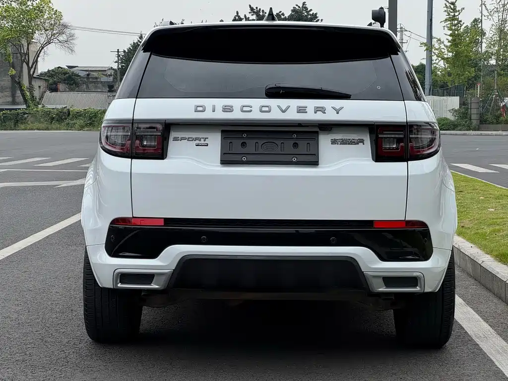 Land Rover Discovery Sport Hybrid — миниатюра 16