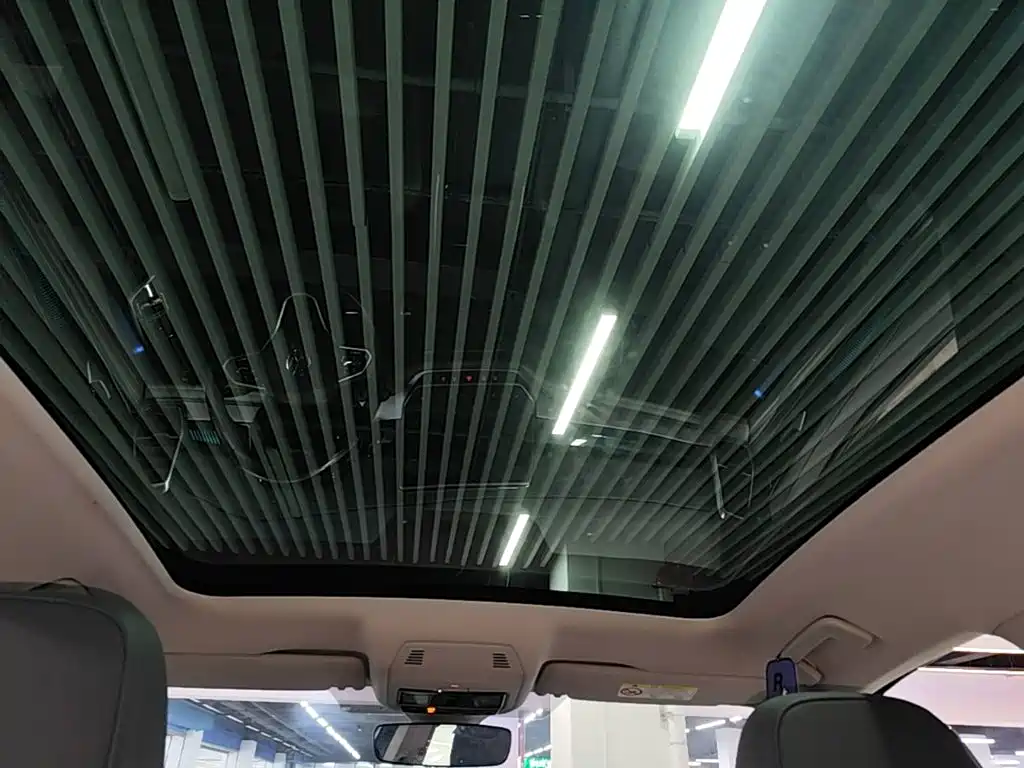 Volkswagen ID.6 Crozz — миниатюра 18
