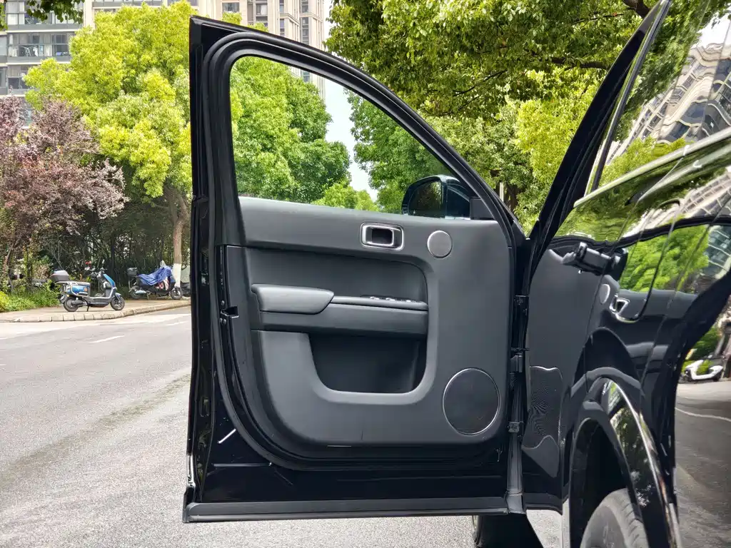Li Auto L8 2023 Air
