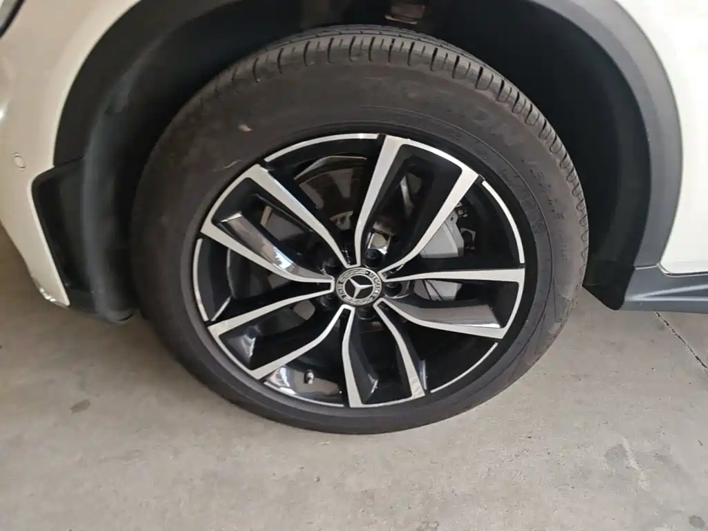 Mercedes-Benz GLC — миниатюра 23