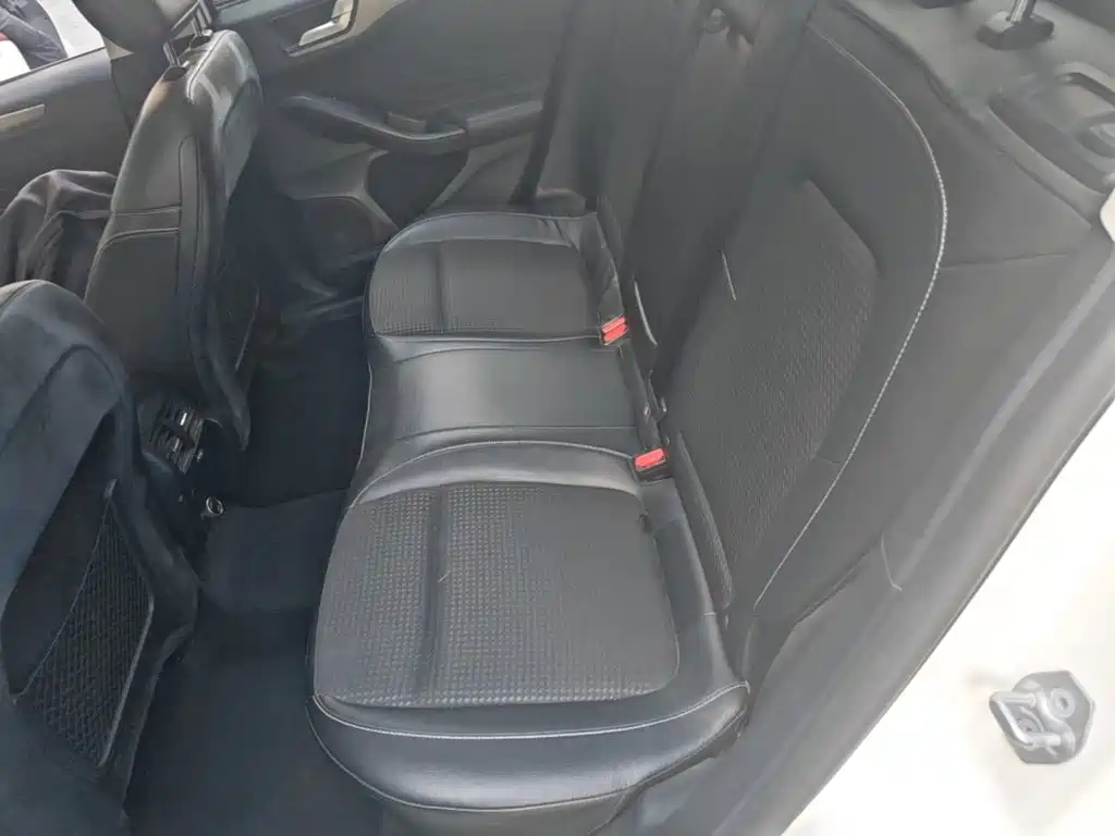 Ford Focus — миниатюра 17