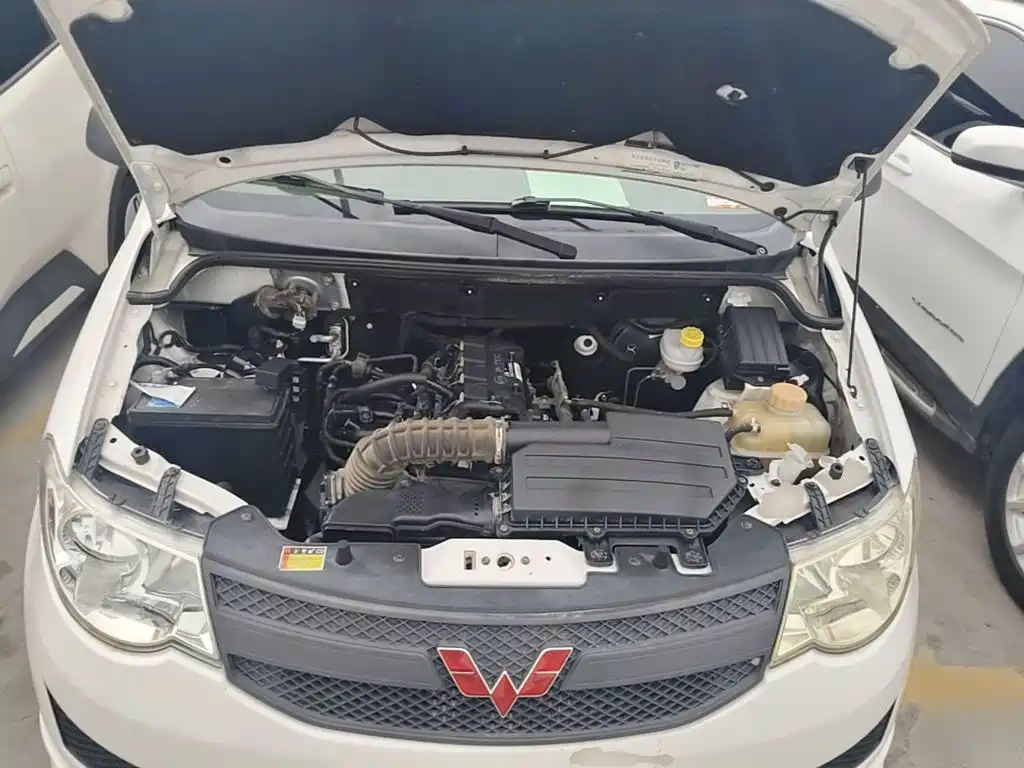 Wuling Hongguang — миниатюра 20