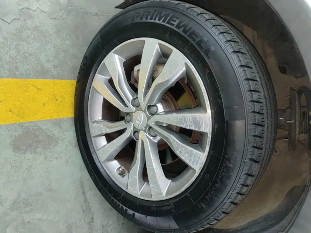 Geely Boyue — миниатюра 25