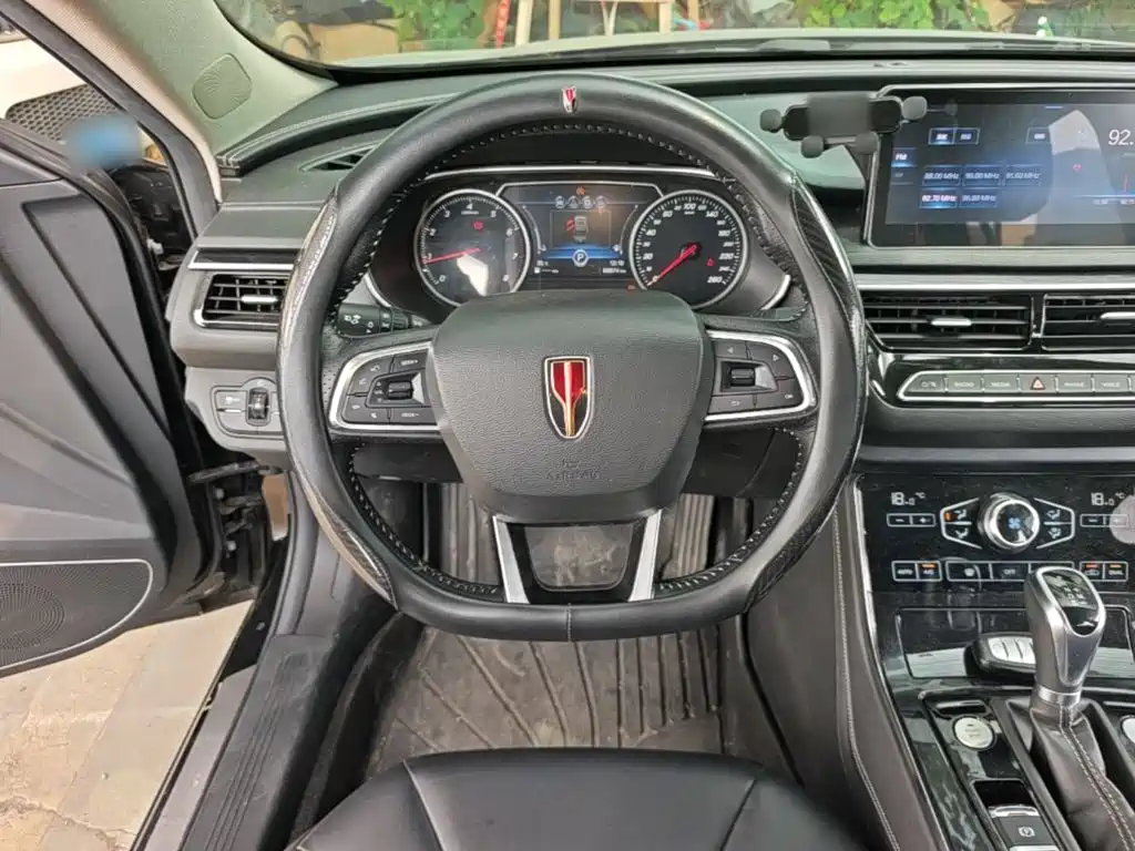Hongqi Hongqi H5 — миниатюра 11
