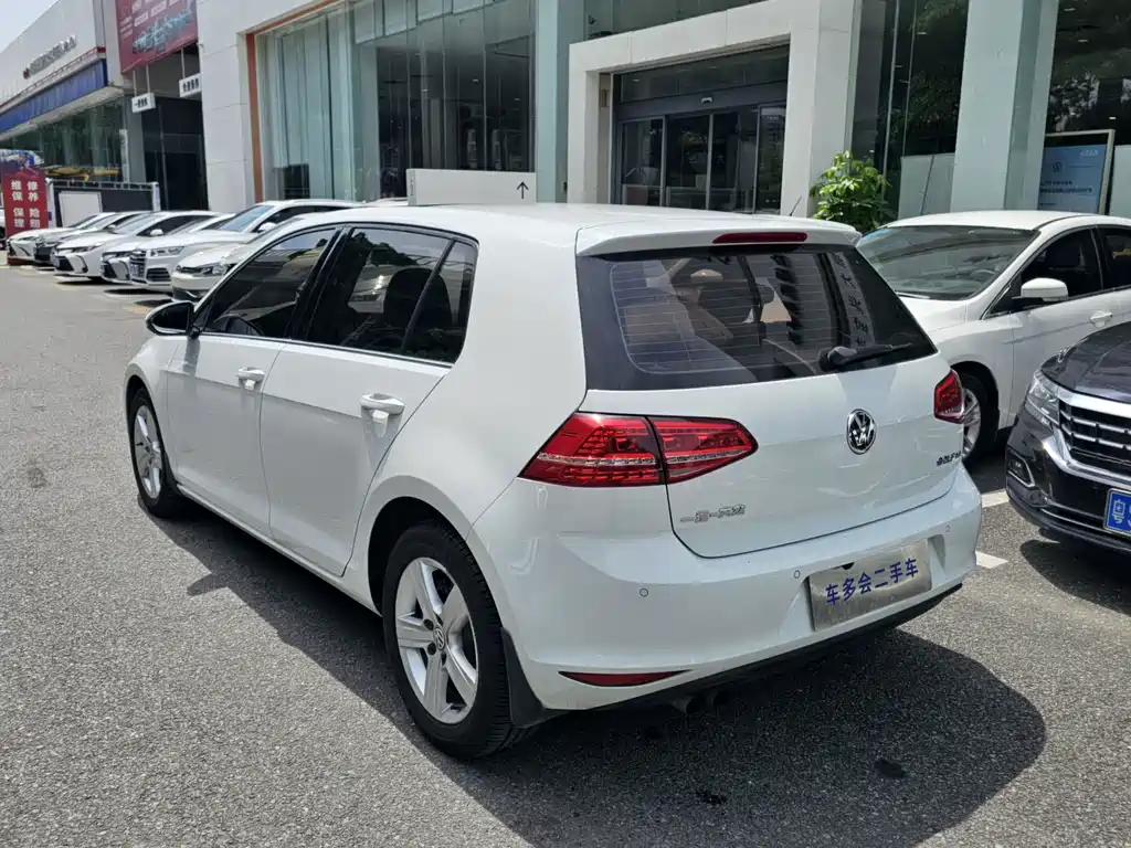 Volkswagen Golf — миниатюра 15