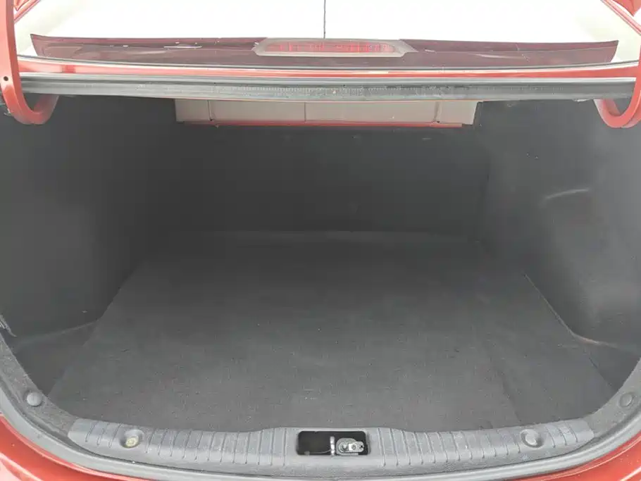 Hyundai Verna — миниатюра 4