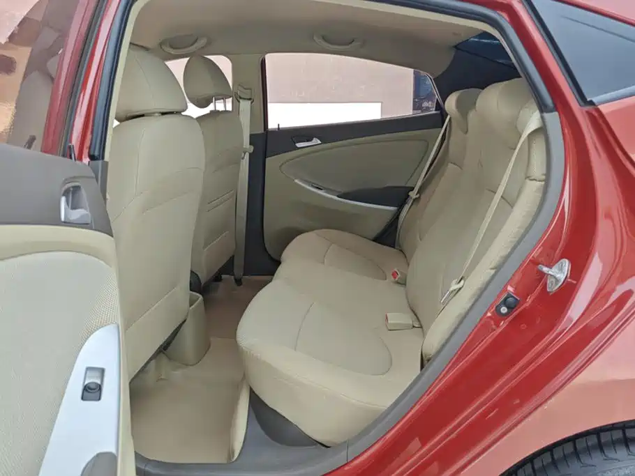 Hyundai Verna — миниатюра 11