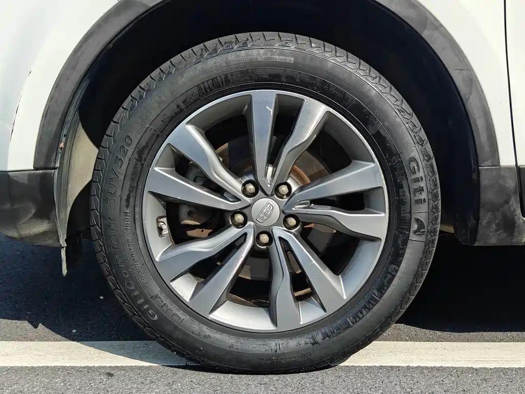 Geely Boyue — миниатюра 9