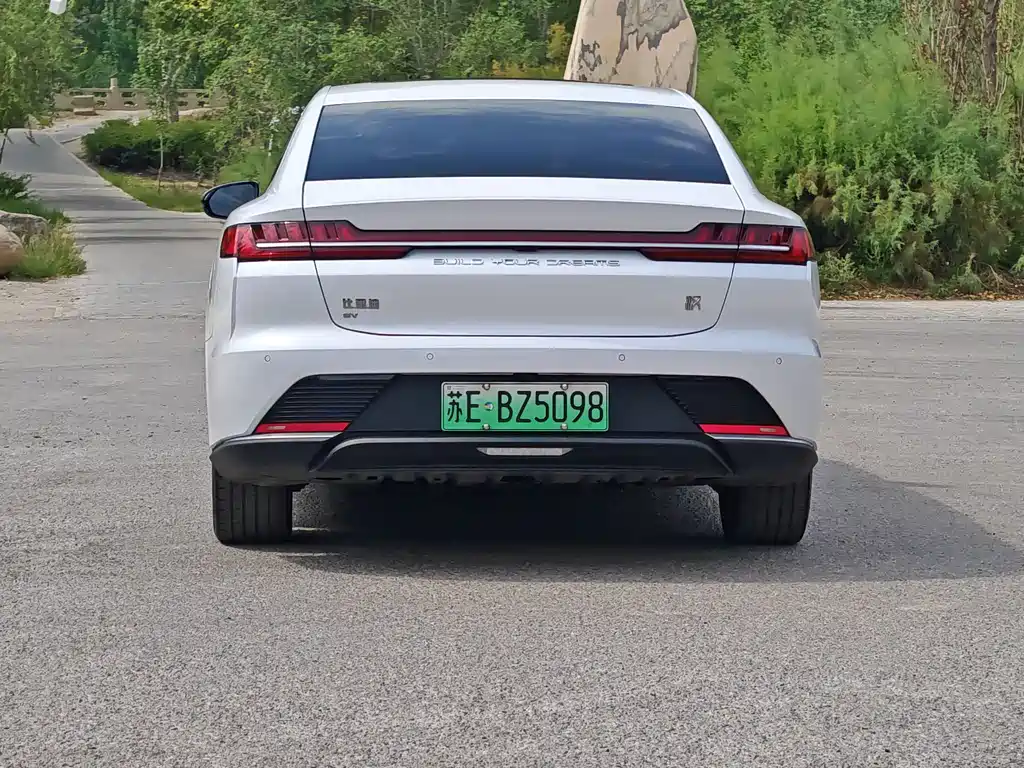 BYD Han — миниатюра 12