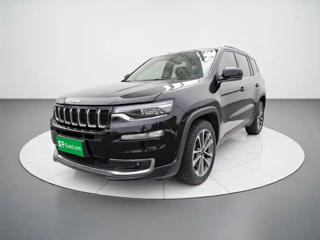 2020 Jeep Commander - zdjęcie 1 z 21