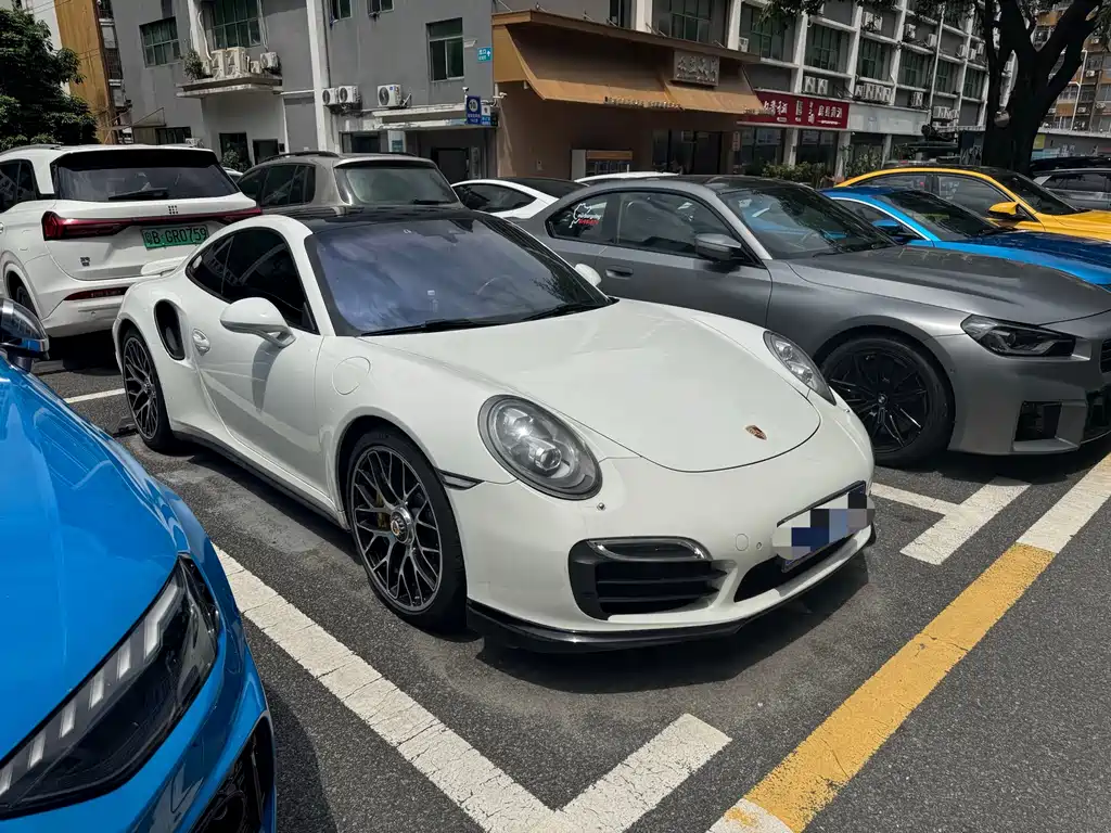 Porsche 911 2014 Turbo S 3.8T