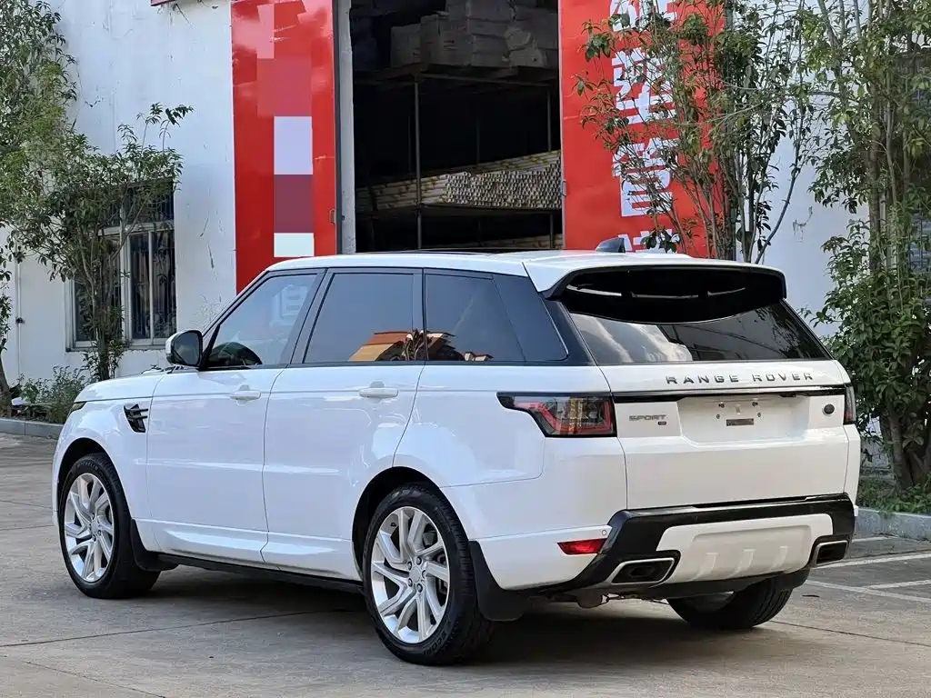 Land Rover Sport — миниатюра 7