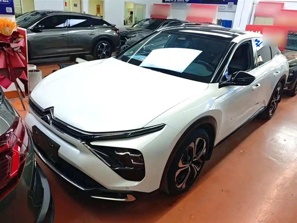 凡尔赛C5 X 2021款 1.6T 耀不凡