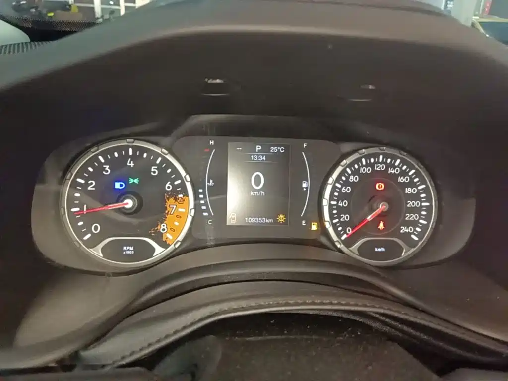 Jeep Renegade — миниатюра 12