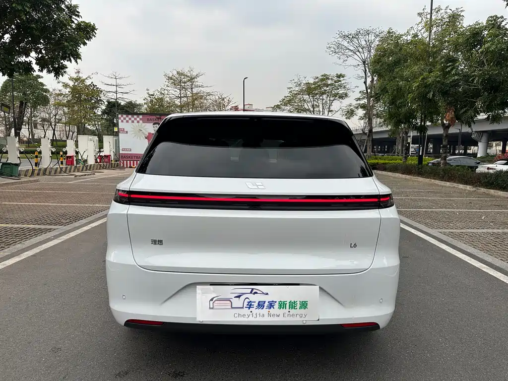 Li Auto IDEAL L6