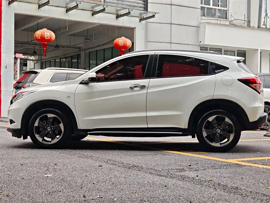 Honda Vezel 2017 1.8L CVT