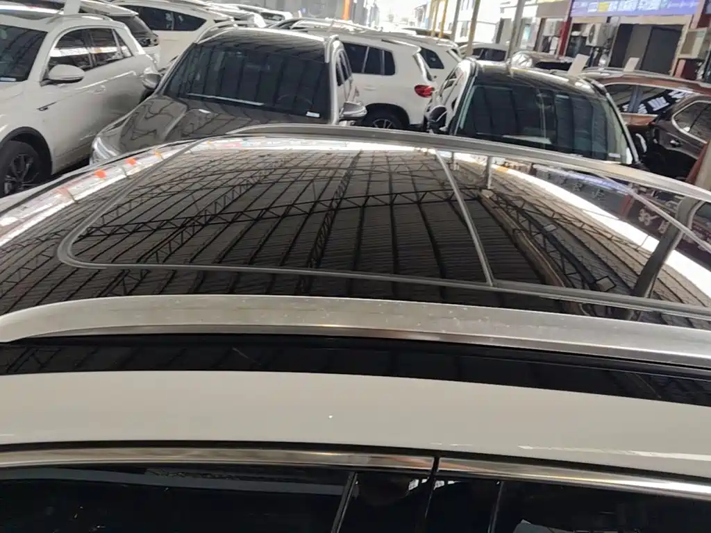 Volkswagen Tiguan X — миниатюра 25