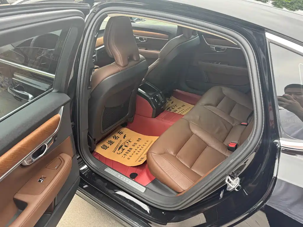 Volvo S90 2020 T5 Luxury