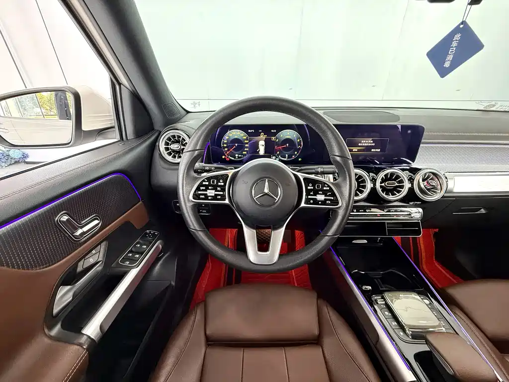 Mercedes-Benz GLB — миниатюра 7