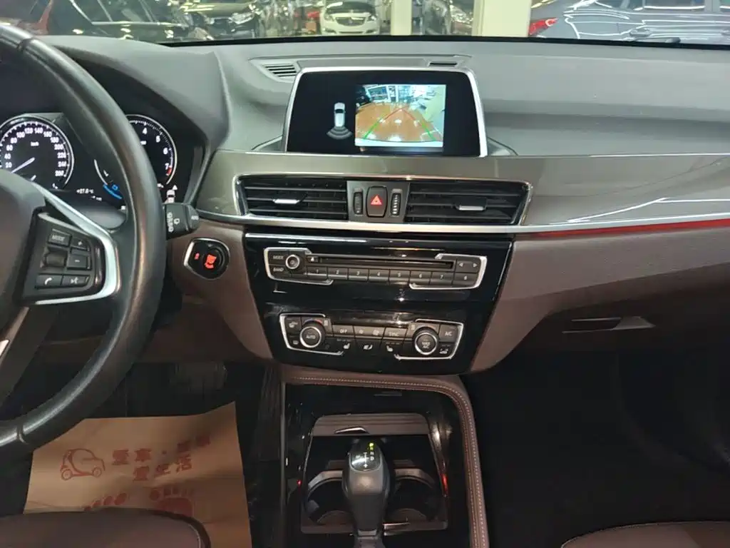 BMW X1 — миниатюра 13